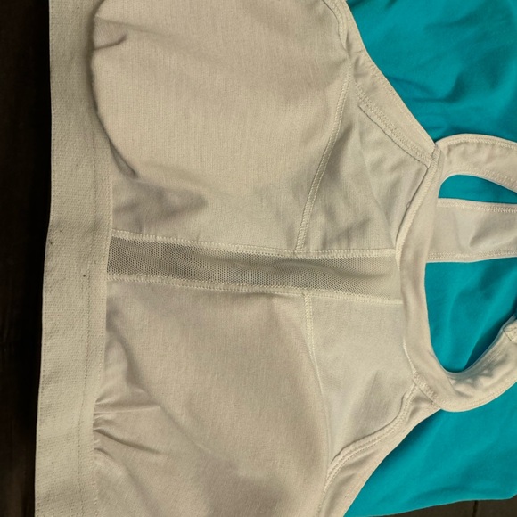 Lululemon Workout Top - Picture 4 of 4